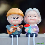 Load image into Gallery viewer, Cute Old Couple With Hanging Legs Showpiece, Size 18 cm
