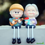 Load image into Gallery viewer, Cute Old Couple With Hanging Legs Showpiece, Size 18 cm
